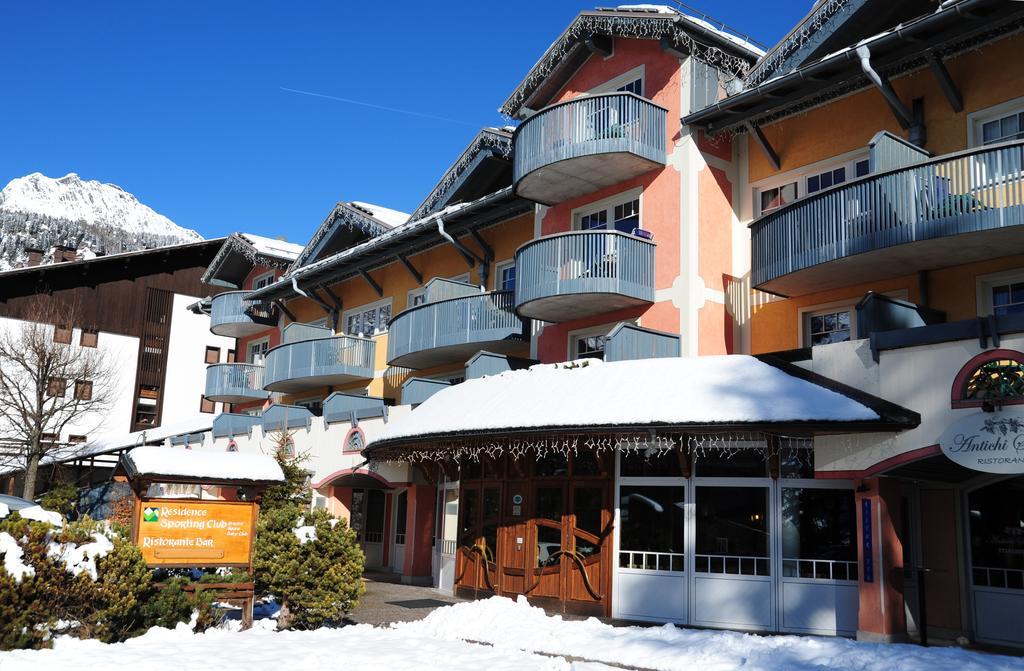 Sporting Aparthotel Сан-Мартіно-ді-Кастроцца Екстер'єр фото